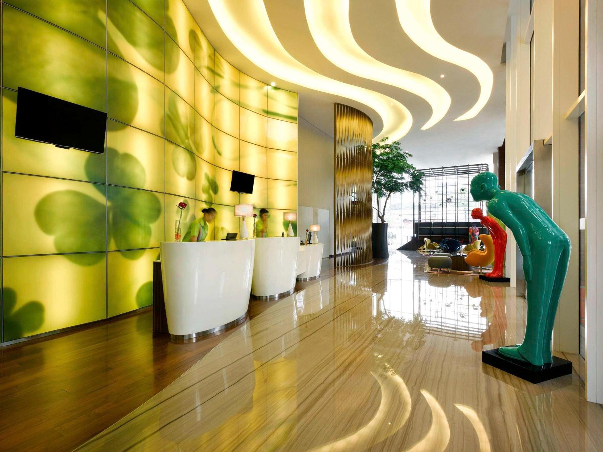 Seasons Thamrin Jakarta