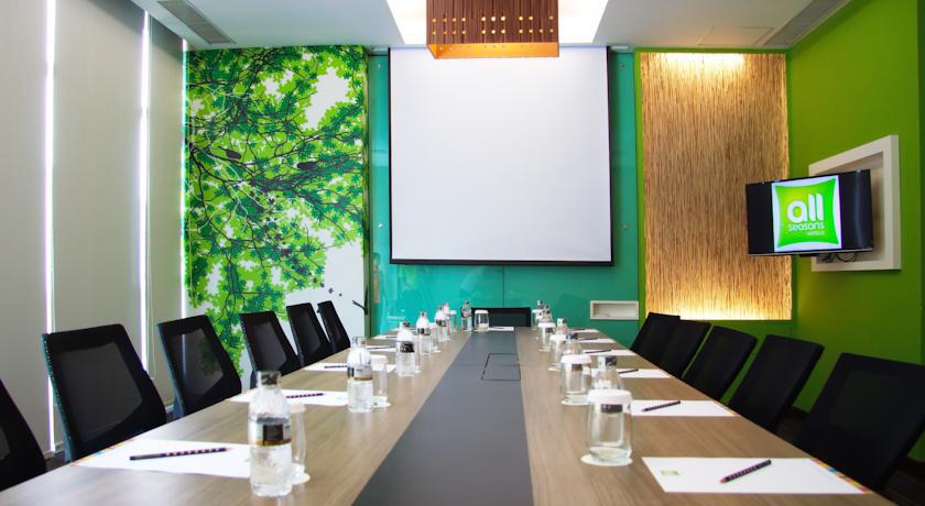 Seasons Thamrin
